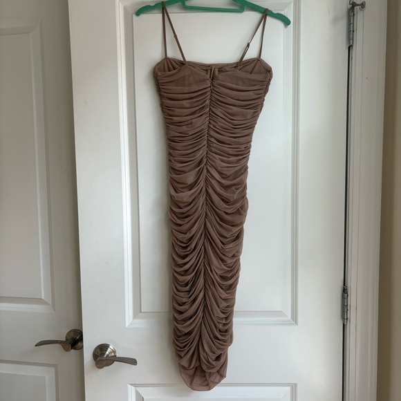 Aritzia Babaton Luxor Dress - Picture 7 of 9